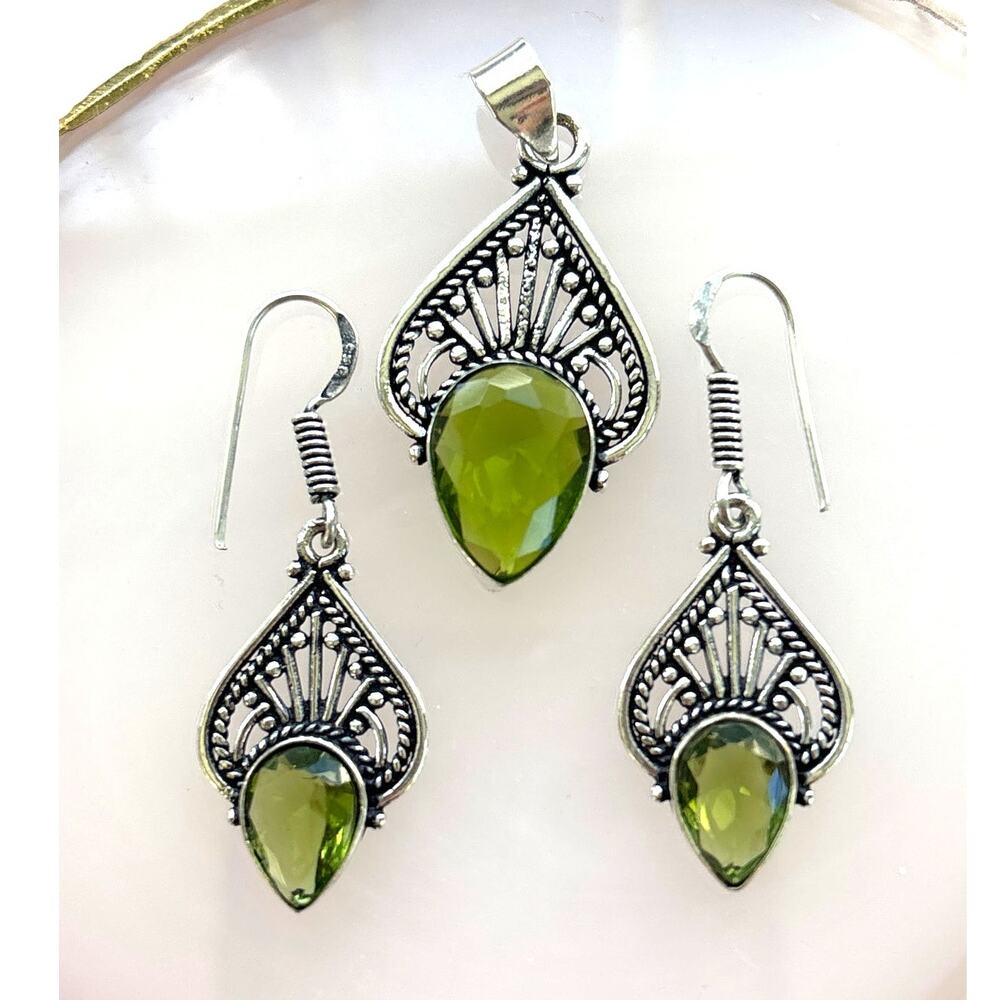 Sterling Faceted Peridot Pendant & Earring set